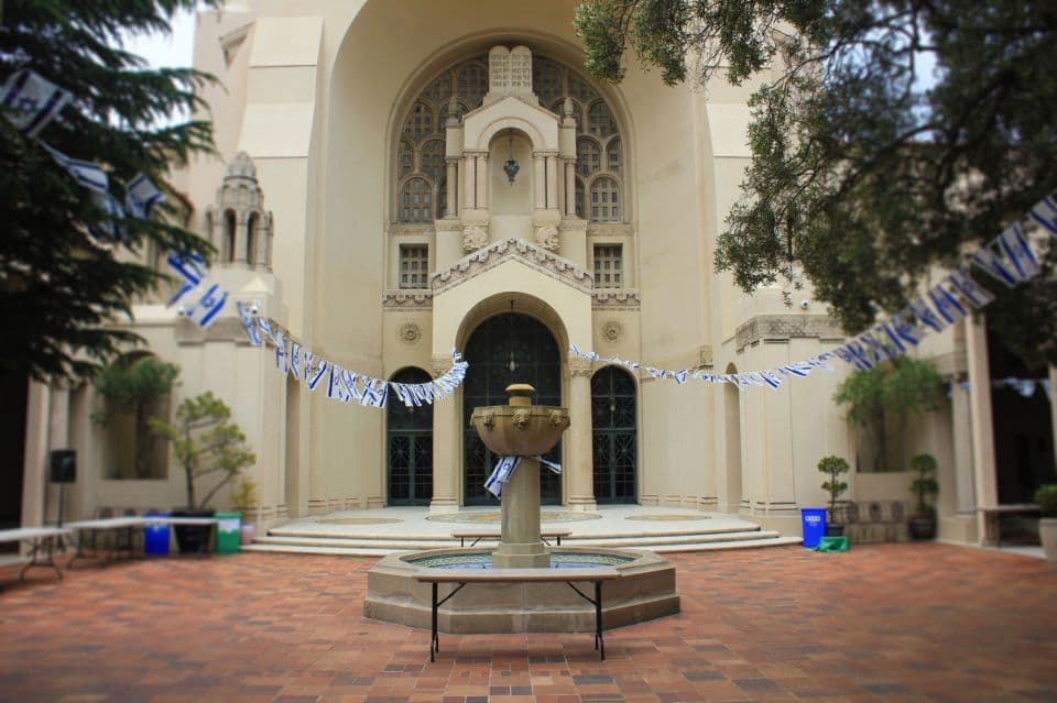Temple Emanu-El building